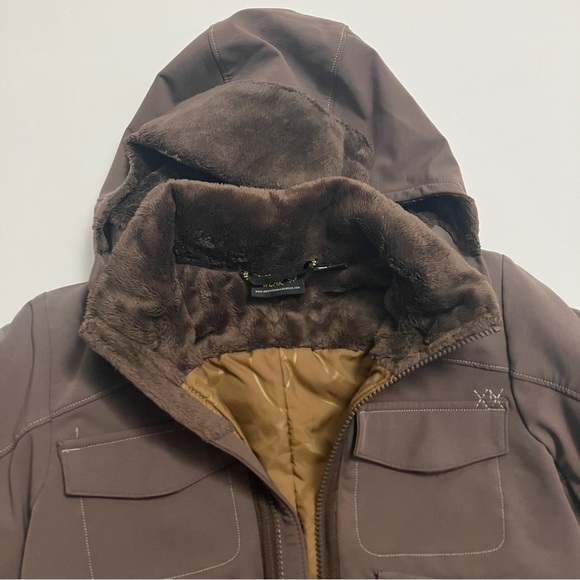 MOUNTAIN HARDWEAR polyester filled shell style puffer jacket - Picture 5 of 10